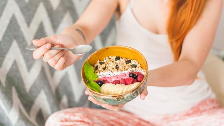 私密處發炎吃什麼？7 種食物改善 75% 女性私密處發炎問題！